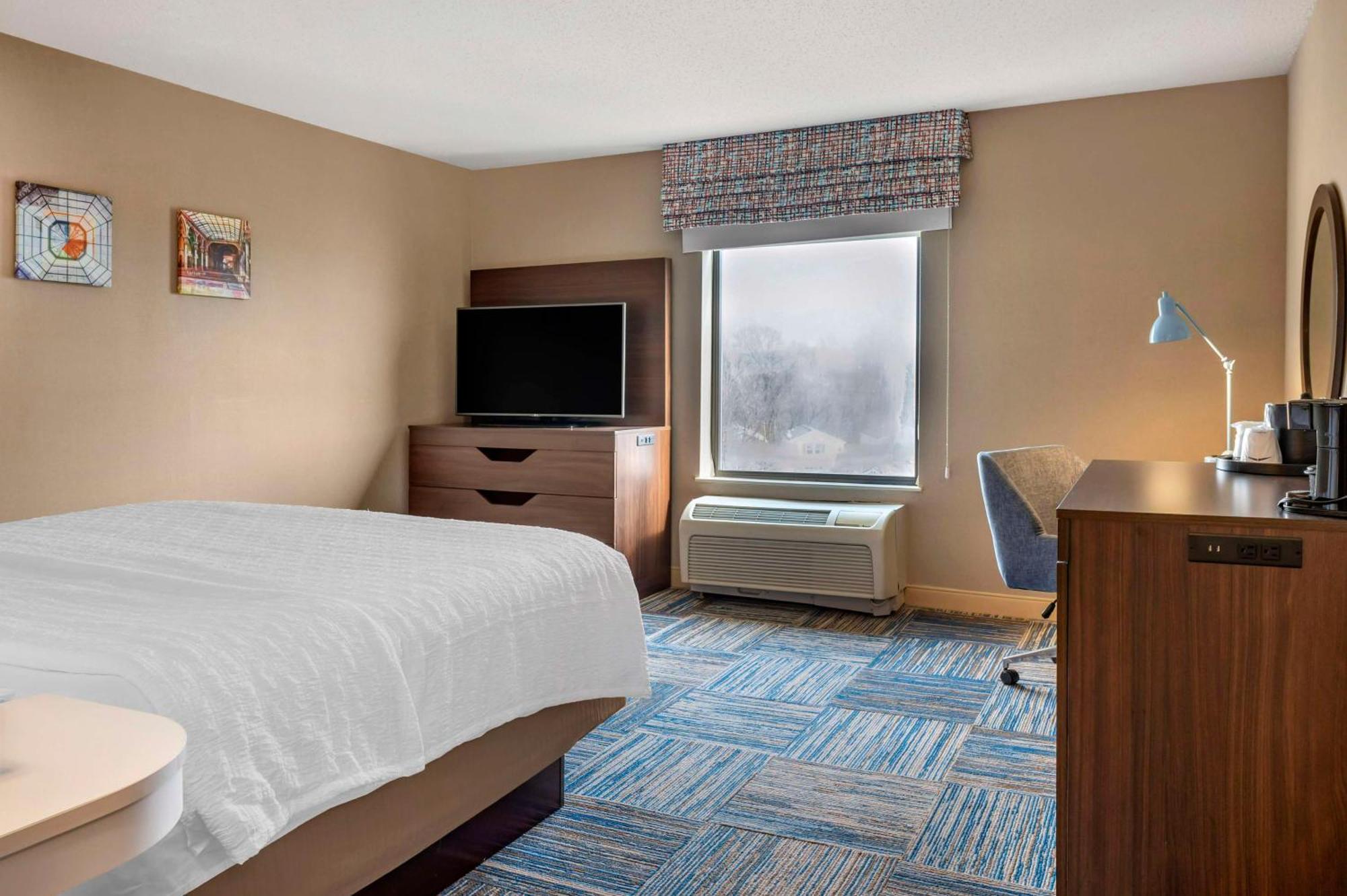 Hampton Inn Greenfield Kültér fotó
