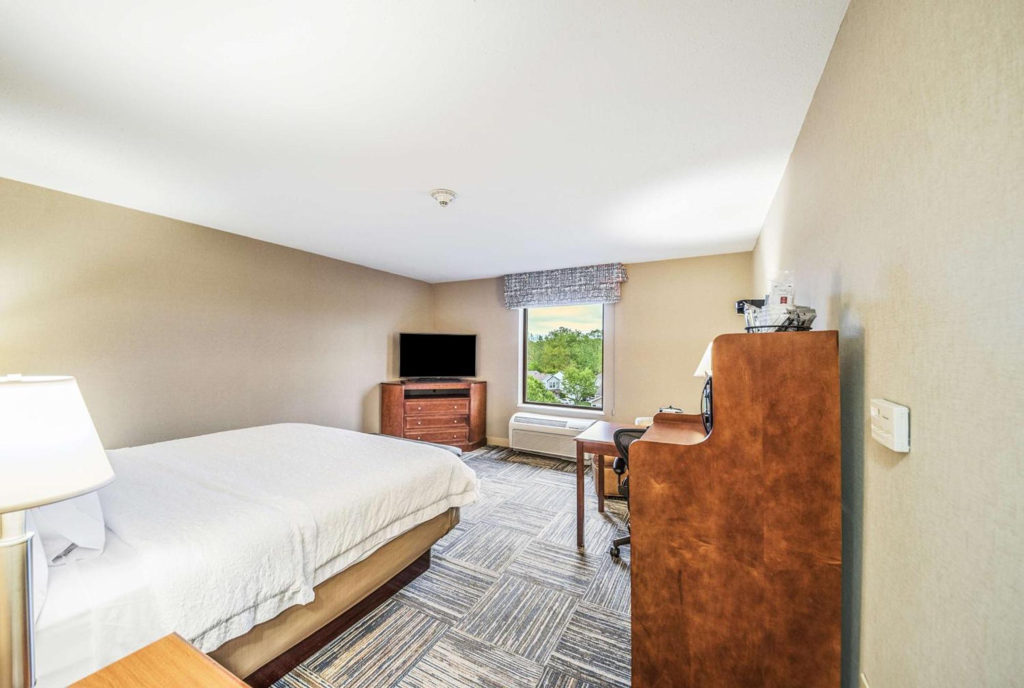 Hampton Inn Greenfield Kültér fotó