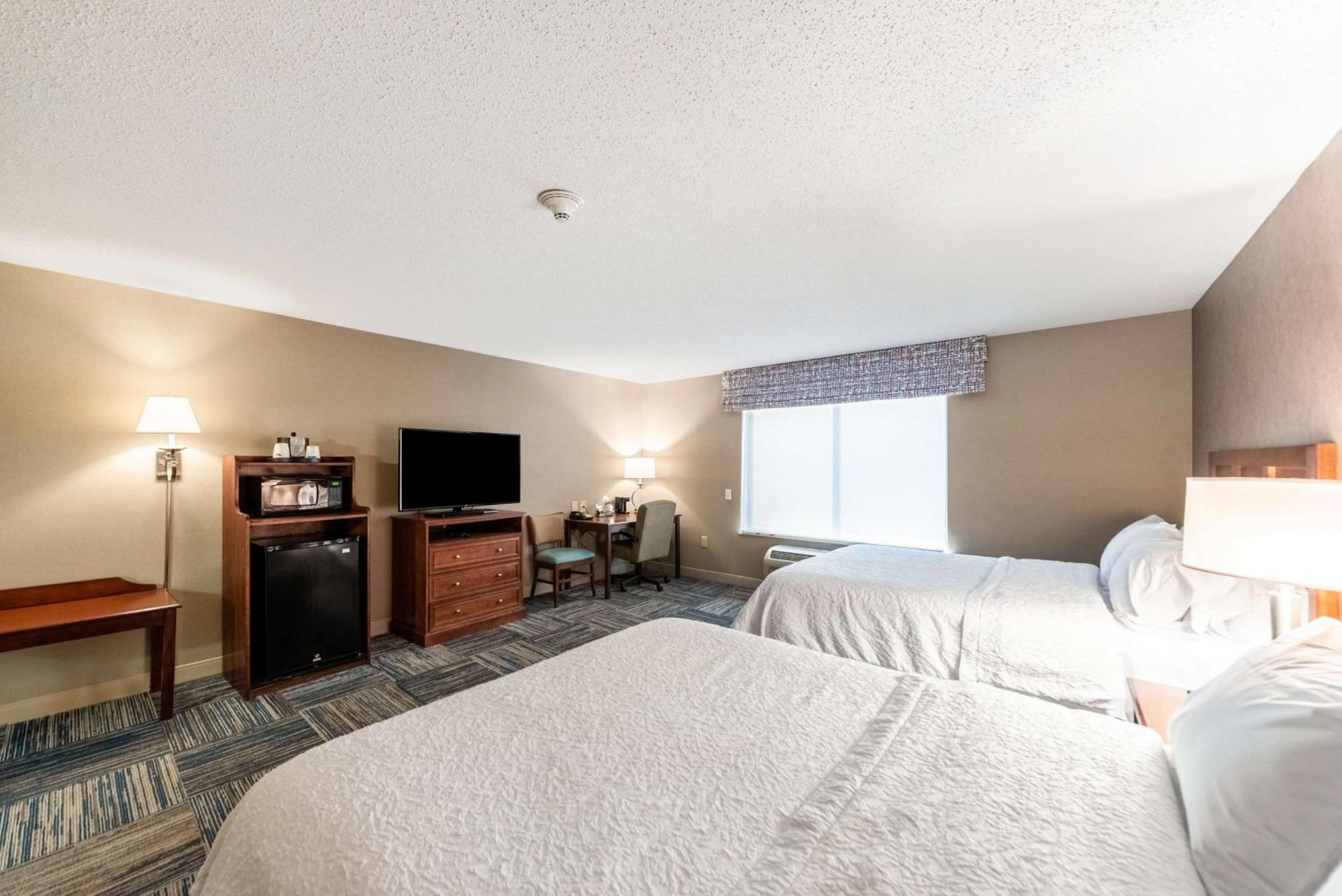 Hampton Inn Greenfield Kültér fotó