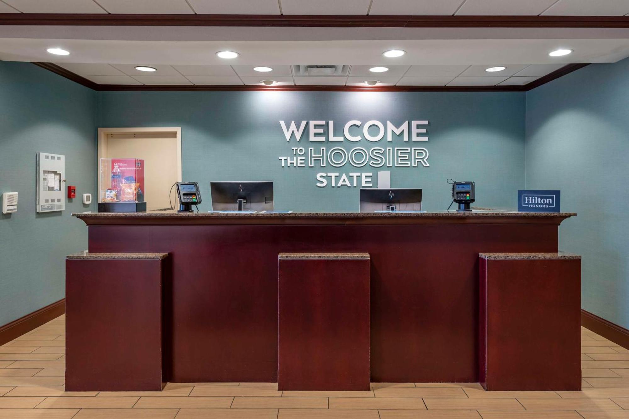 Hampton Inn Greenfield Kültér fotó